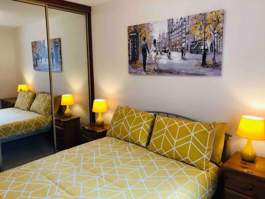 Crown Apartment City Centre Inverness Buitenkant foto